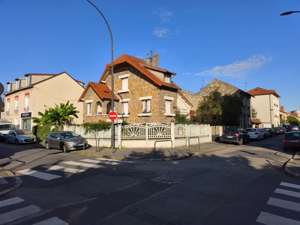 Paris02.webp