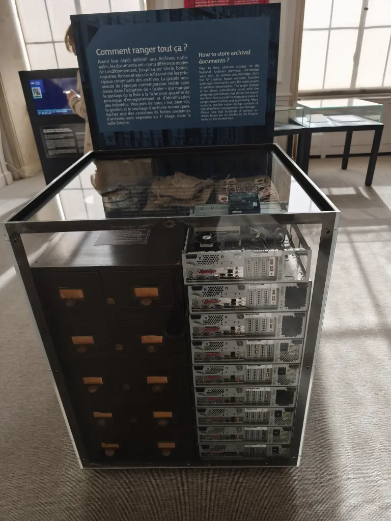 ParisArchive03.webp