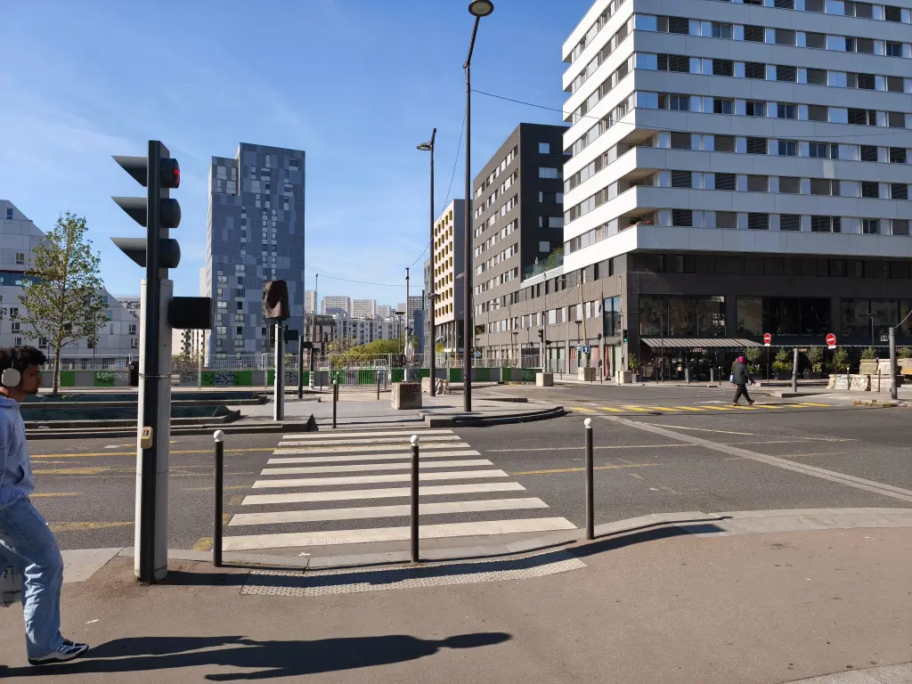 ParisIRIF03.webp